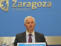 Suárez (PP) pide licitar la nueva contrata de autobús porque la actual es "desfavorable" al Ayuntamiento