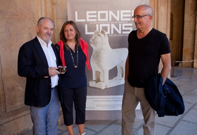 Presentación Del Curso Sobre La Restauración En El Patio De Los Leones