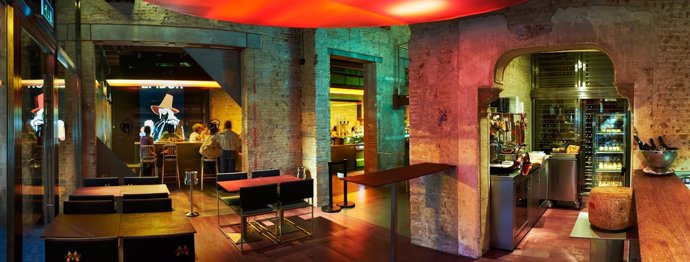 Interor del nuevo local de Moritz dedicado a la degustación de vinos