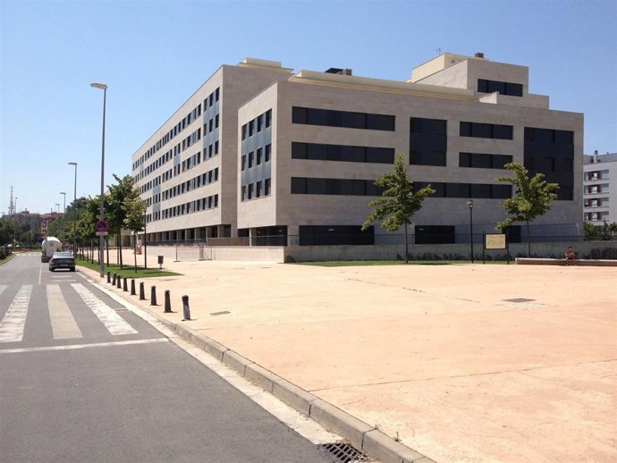 Imagen del edificio desde Riojafórum