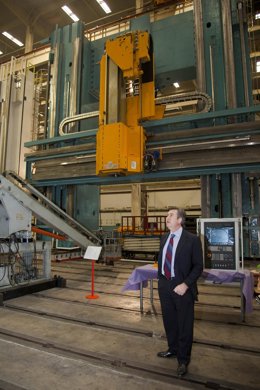 El consjero vasco de industria bernabe unda en una visita anterior a china