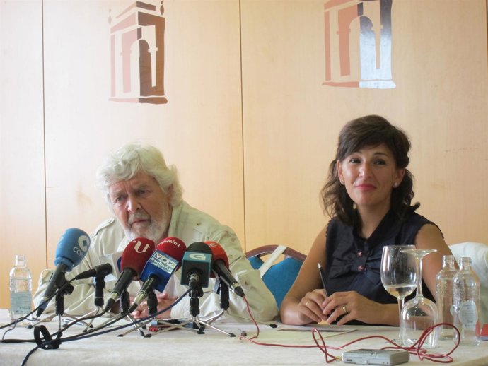 Xosé Manuel Beiras y Yolanda Díaz en rueda de prensa 21-O
