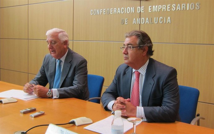 Santiago Herrero y Juan Ignacio Zoido, hoy en rueda de prensa