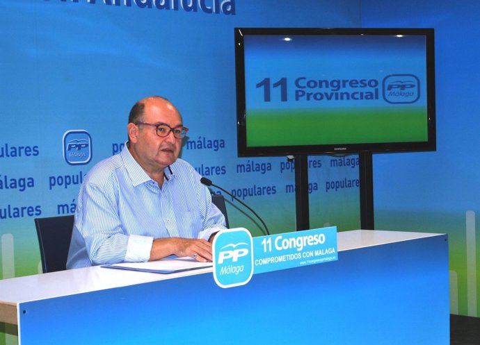 Antonio Garrido en rueda de prensa en Málaga 