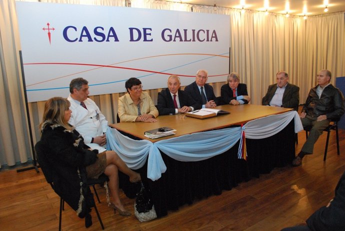 Pachi Vázquez visita la Casa de Galicia de Montevideo
