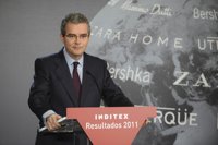 Isla destaca la fortaleza del negocio de Inditex, con una cuota de mercado del 12% en España