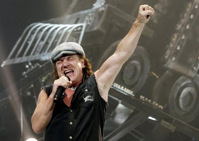 El cantante de AC/DC Brian Johnson