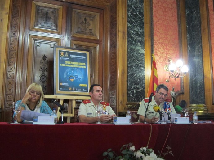 Pilar Zaragoza, Francisco José Gan y Gonzalo Escalona.