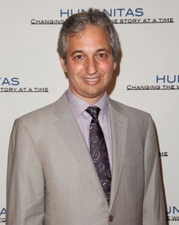David Shore creador de House