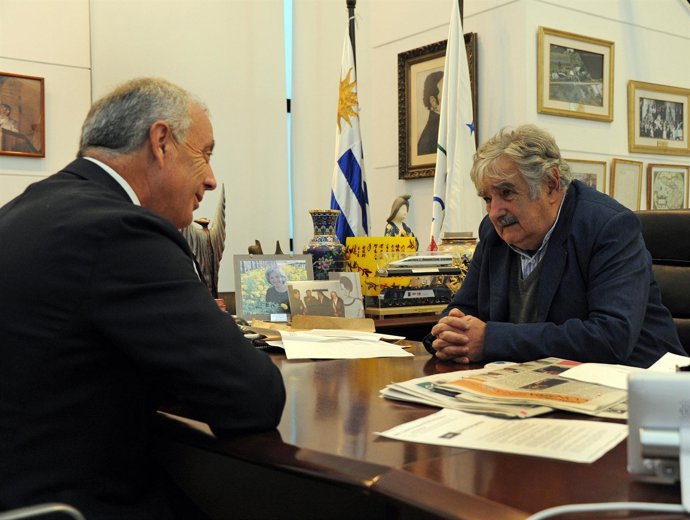 El Lider Del Psdeg, Pachi Vázquez, Se Reune Con El Presidente Uruguayo, Mujica