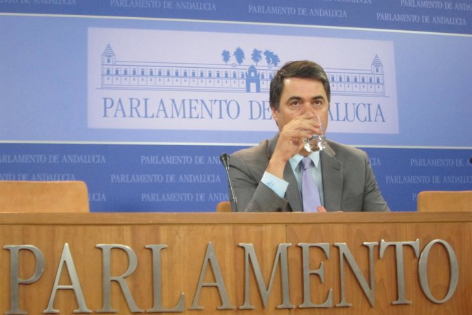 Carlos Rojas, hoy en rueda de prensa