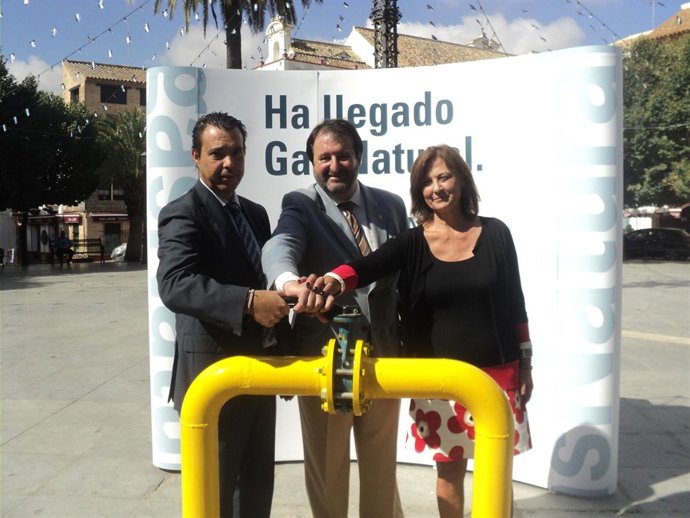 Inauguración Del Servicio De Gas Natural En Carmona.