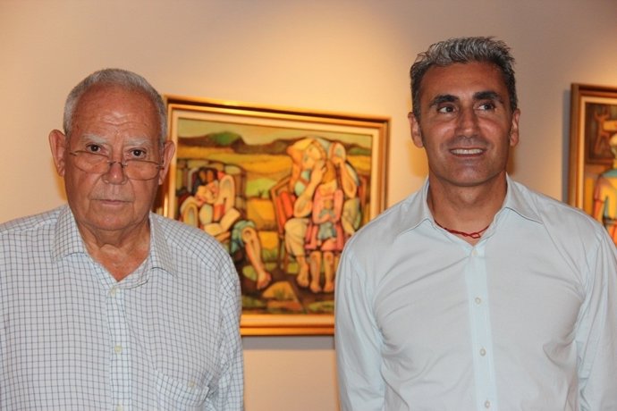 El alcalde Roberto García clausura la exposición del pintor