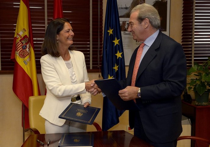 Firma del convenio con fundación Seur