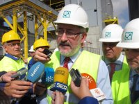 Ávila llama a la responsabilidad a la aseguradora para solucionar el problema de los extrabajadores de Santana