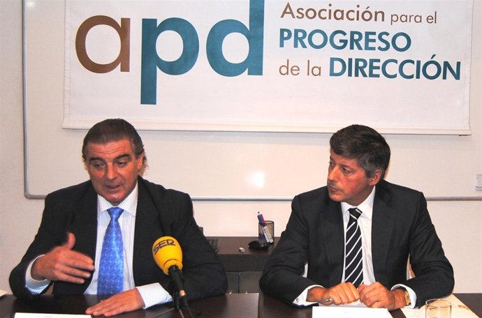 Francisco Ros (Izq) Y Enrique Sánchez De León 