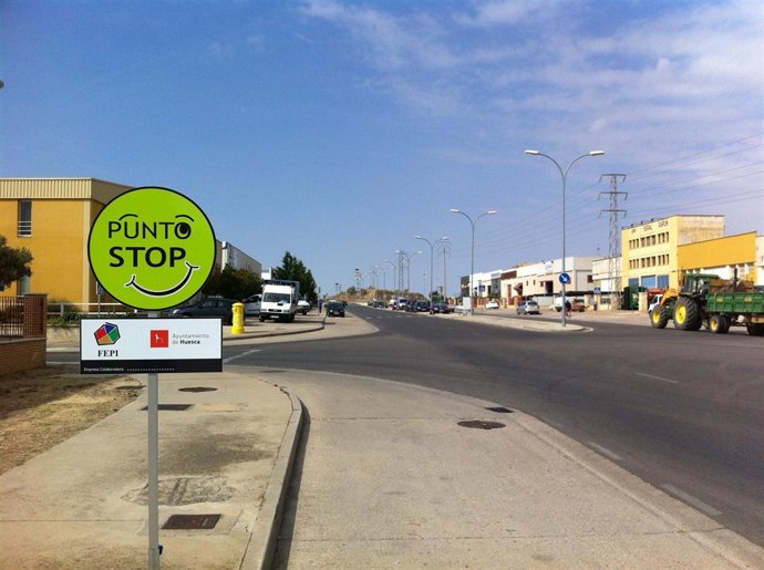 ÛPunto Stop' en un polígono industrial de Huesca