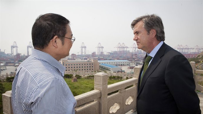 El consejero Bernabé Unda en su visita a China.