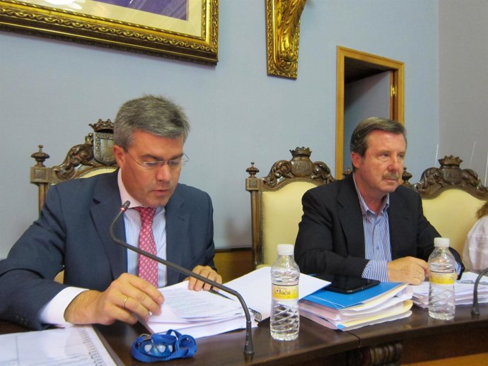 El alcalde de Jaén en pleno