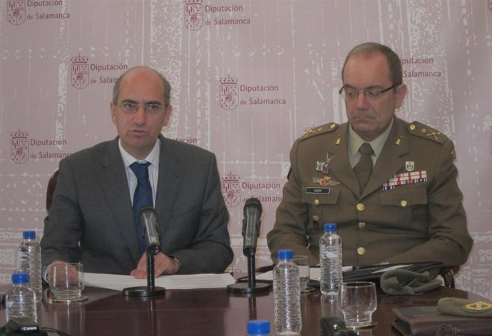  Javier Iglesias Y El General Manuel Godoy. 