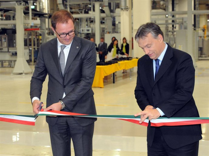 Inauguración Planta De Motores De Opel En Szentgotthard (Hungría)
