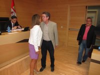 El PSOE reprocha que con el nuevo sistema para Dependencia "o pagan más las familias o se atenderá a menos personas"