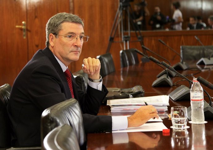 El exdirector general de IDEA Miguel Ángel Serrano en la comisión del caso ERE