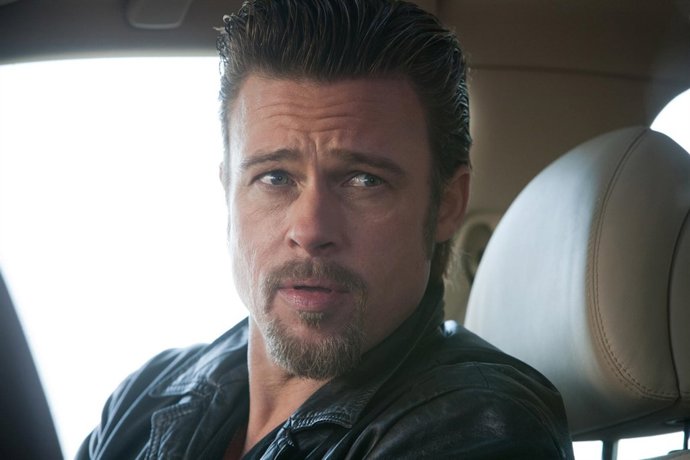 Brad Pitt en Mátalos Suavemente