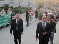 UGT no ve "tan grave" los incidentes en la protesta contra los recortes durante el acto de apertura del curso de UC