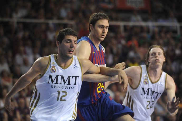 Mirotic Lorbek Singler Barcelona Real Madrid      