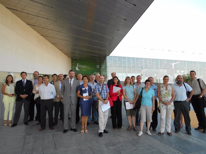 Organizadores de congresos visitan Fibes y Sevilla