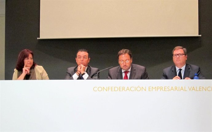 Altarejos, Navarro, Espinar Y Martí Durante La Rueda De Prensa En La CEV