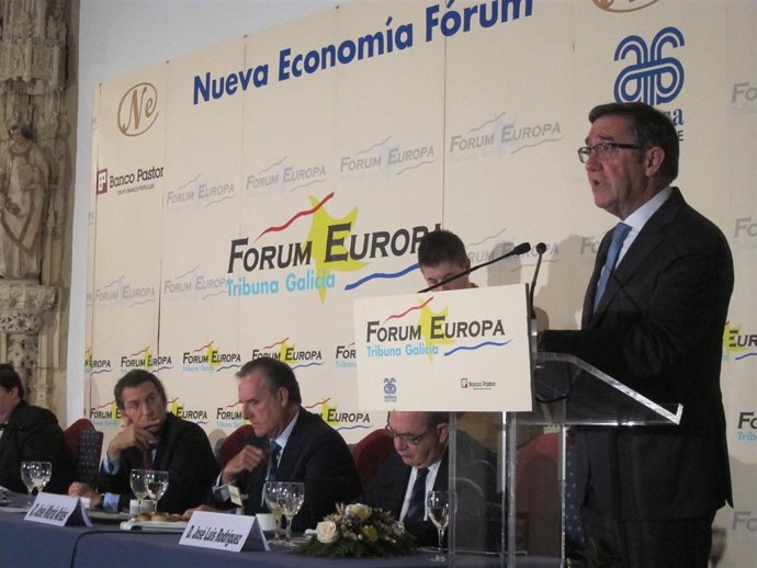 El Alcalde De Santiago, Ángel Currás, En Un Desayuno Informativo