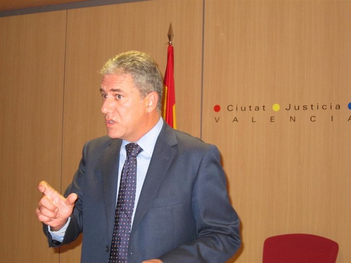 Viguer En La Rueda De Prensa Tras La Junta De Jueces