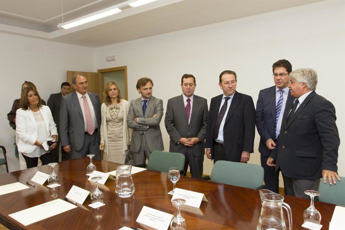 El consejero de Justicia de la Junta de Andalucía, Emilio de Llera, en Huelva.