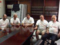 UGT-A lamenta que Griñán "no recibiera" a santaneros, que "sólo pedían información y no querían dañar a la Junta"