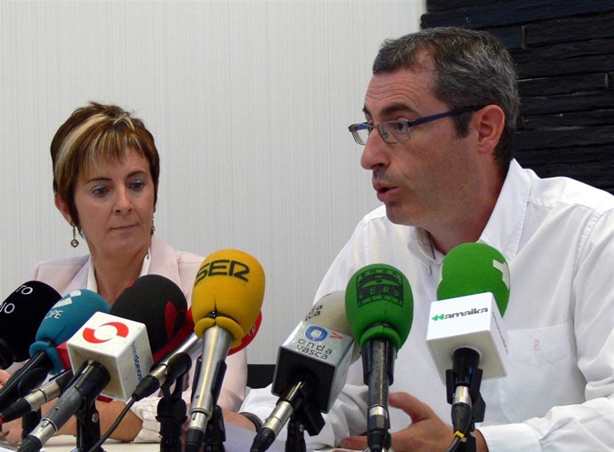 Arantza Tapia Y Markel Olano