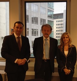 César Sánchez, A La Derecha