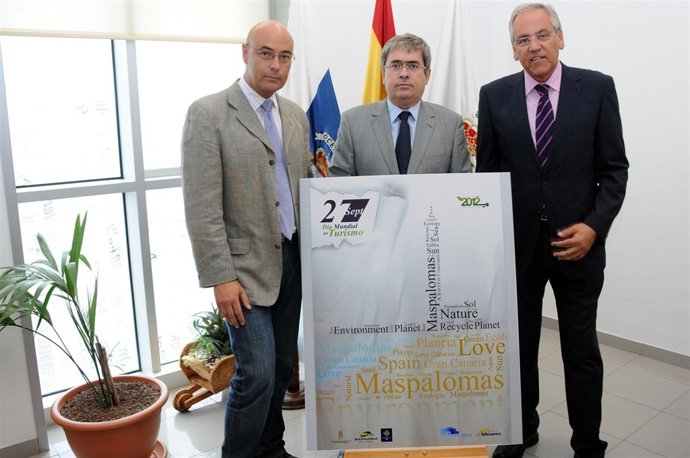 Cartel del 27 de septiembre por el Día Mundial del Turismo