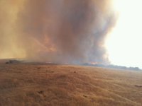 El alcalde de Manzaneda critica la "falta de coordinación" en la extinción del fuego activo en el municipio