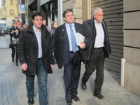 SI propone que los partidos se unan en un Gobierno "de transición a la independencia"