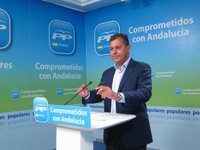 PP-A asegura que Chaves y Griñán comparecerán este martes en la comisión de los ERE "bajo la sombra de la sospecha"