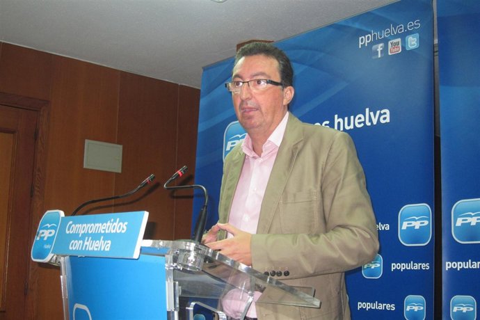 El presidente del PP provincial de Huelva, Manuel Andrés González.