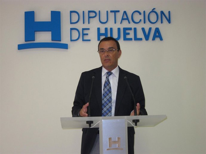 El Presidente De La Diputación, Ignacio Caraballo, En Rueda De Prensa. 