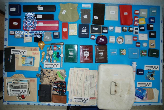 Material Requisado Por La Policía Nacional