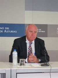 Blanco cree que hay espacios de "encuentro y diálogo" con los sindicatos sanitarios