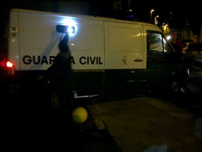 Furgón policial que traslada a prisión a Fernández Liñares
