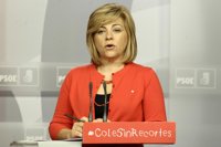 Elena Valenciano advierte que Cataluña sería prácticamente inviable fuera de España