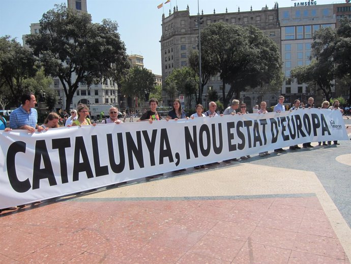 Miembros de la Assemblea Nacional Catalana (ANC)