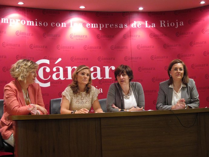 Lacarra, Montes, Urrea y Olarte, en la rueda de prensa